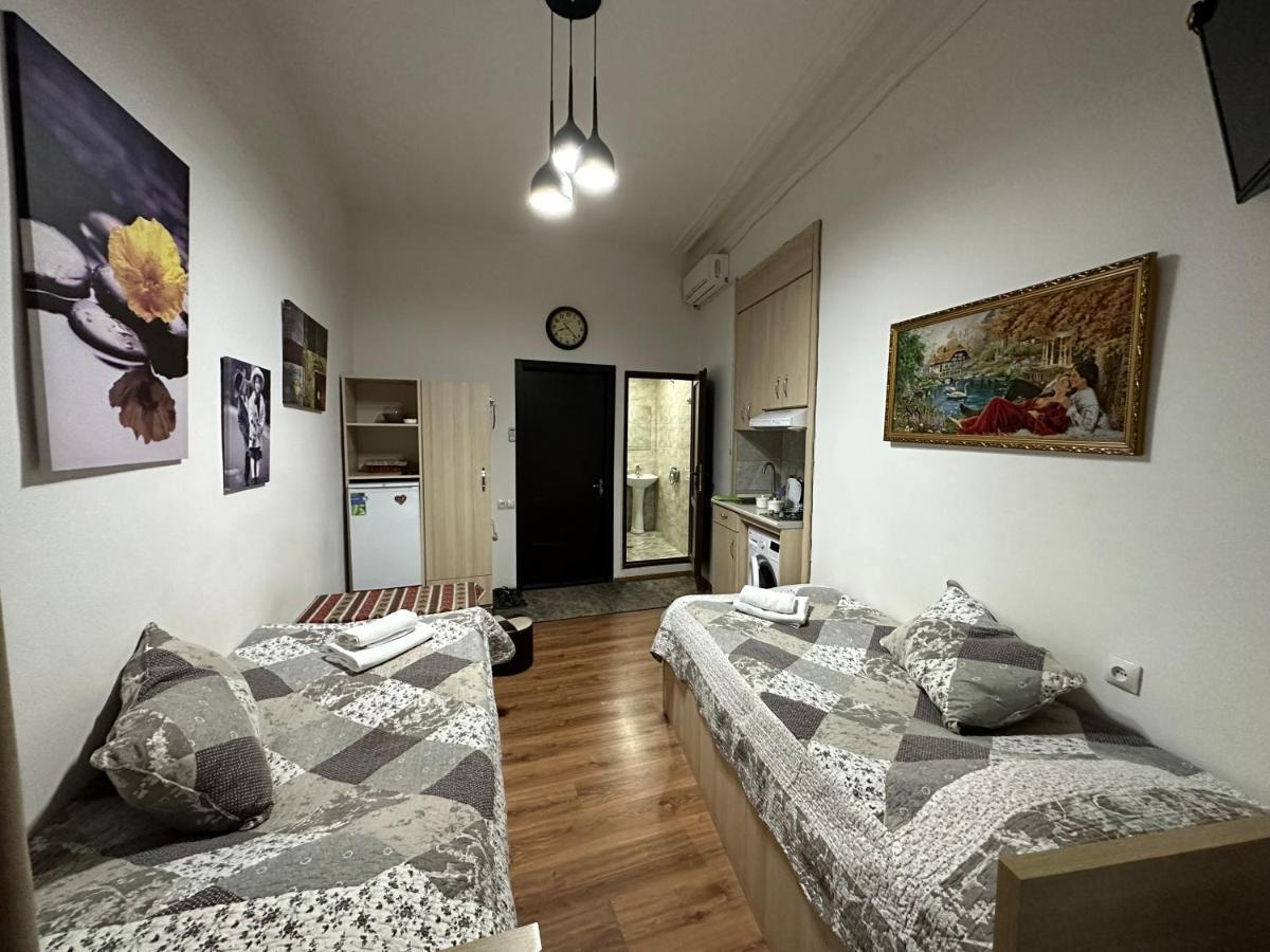 Leselidze Guest House Tbilisi Eksteriør bilde