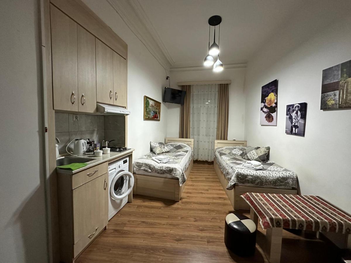Leselidze Guest House Tbilisi Eksteriør bilde